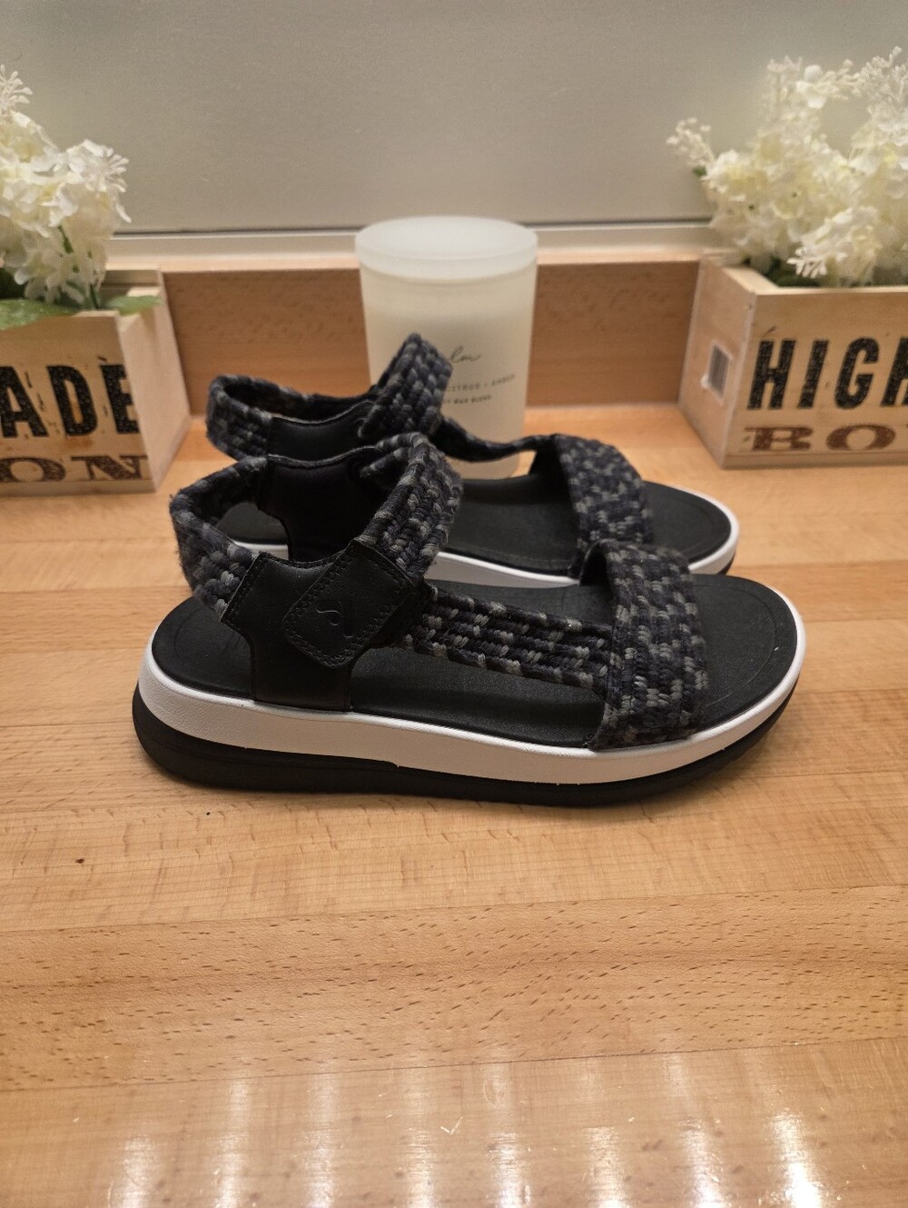 FitFlop Surff Art-Webbing Back-Strap Sandals Black/Gray Women's Size 7